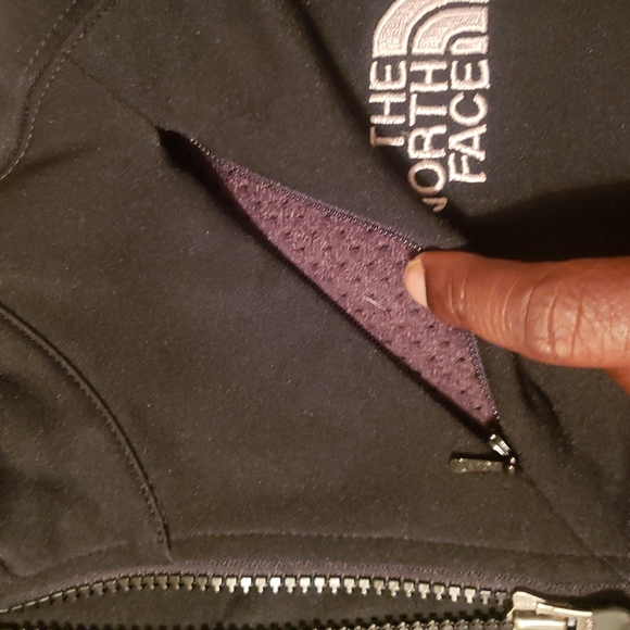 The North Face Women's Flight Series Black Jacket - Picture 7 of 16